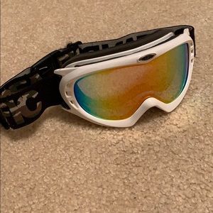 Op rainbow snow goggles